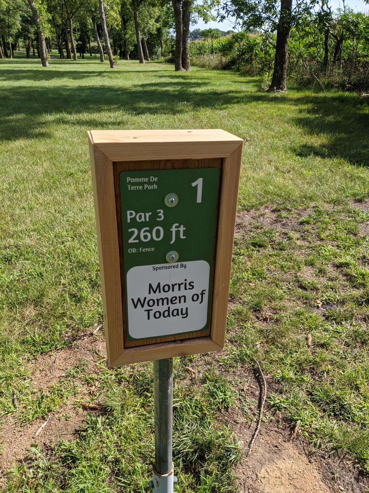 Hole 1 tee sign