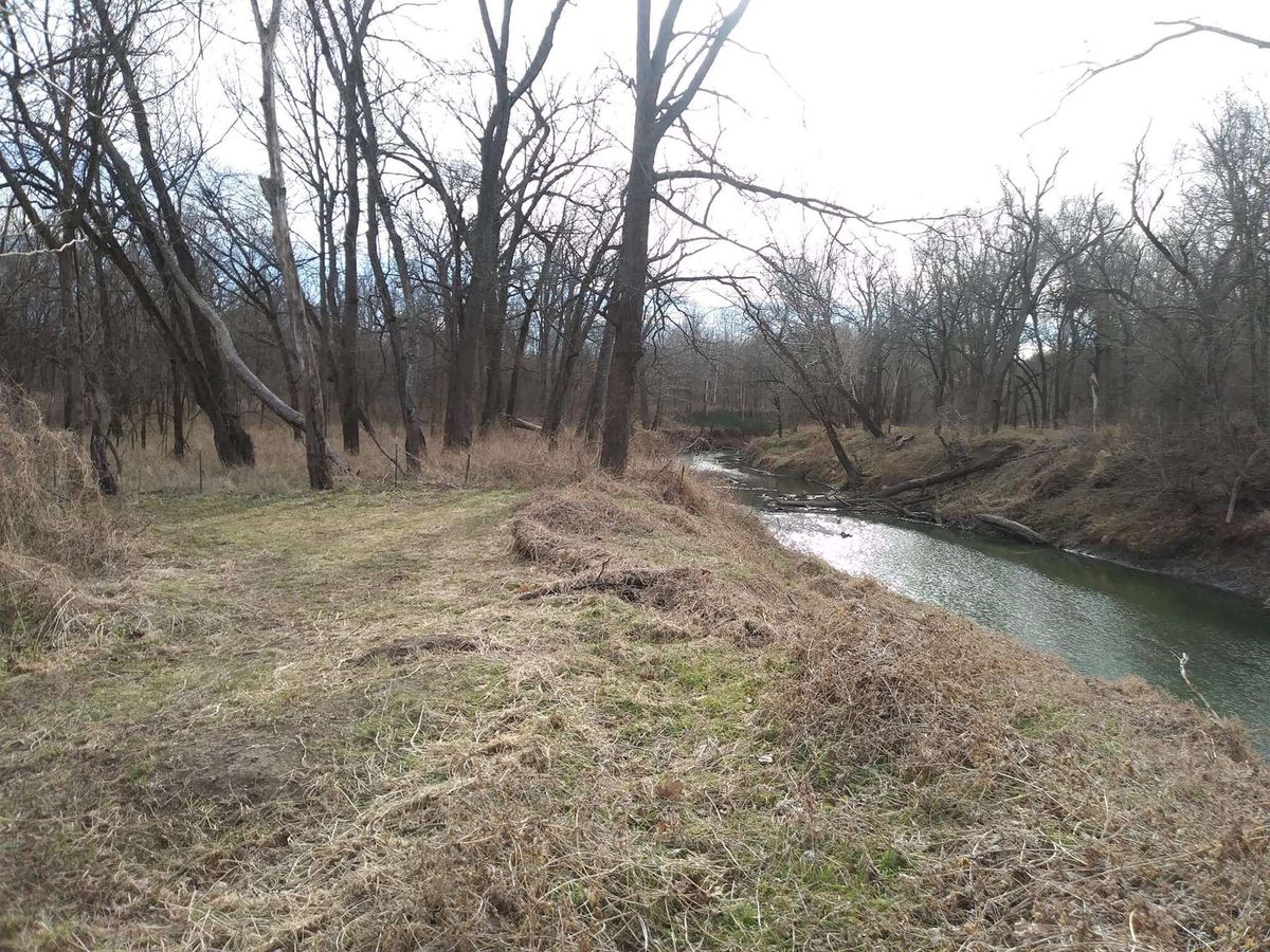 Beautiful look at the river behind hole #14