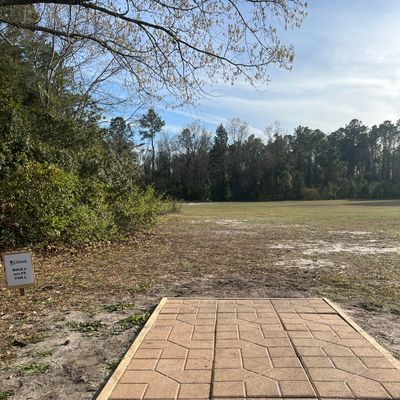 Hole 2 dog leg left