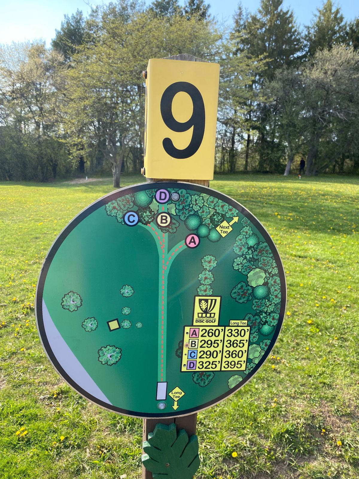 Hole 9 sign