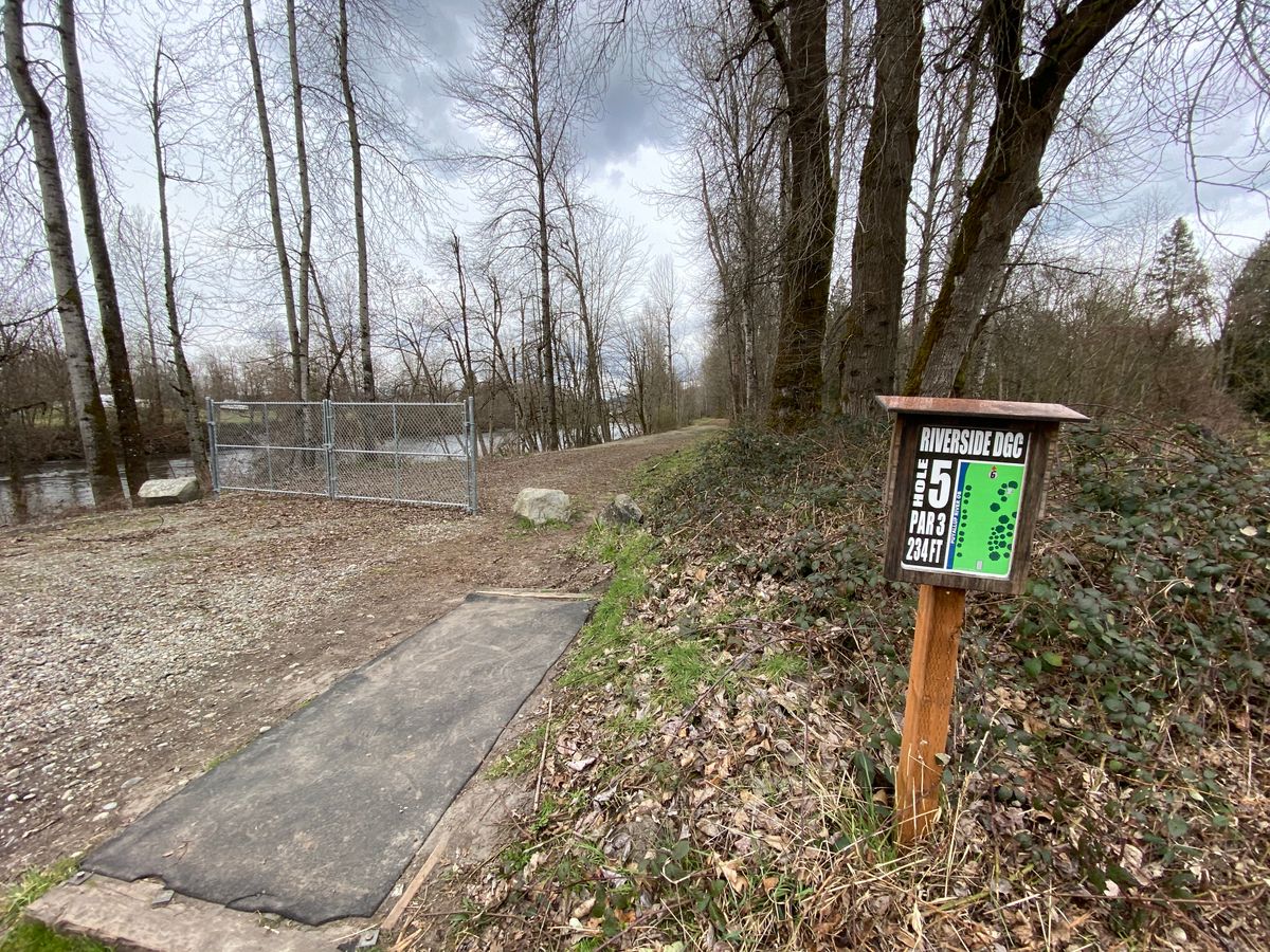 Riverside Disc Golf Park
