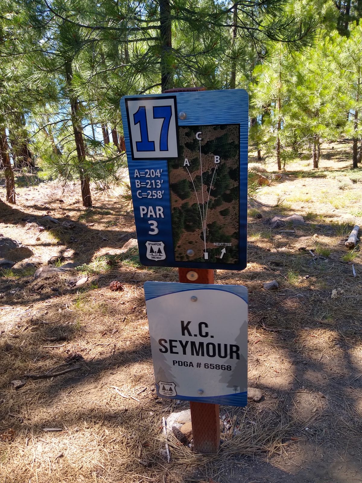 Nice tee pads and signs