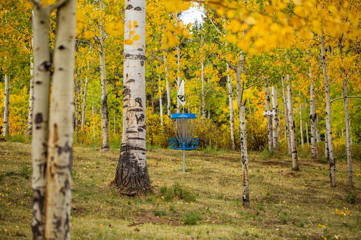 Hole 1 approach to A position 

📸: Kevin Banker || Banker Cinefoto || September 2020