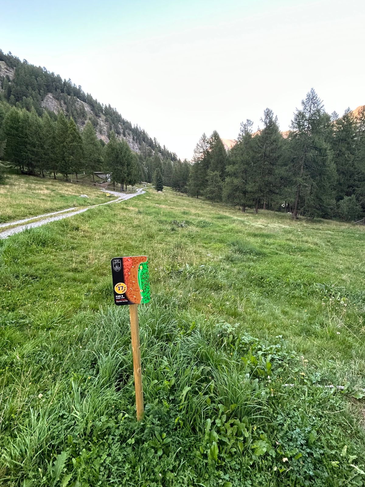 Hole 17 (PAR 5)