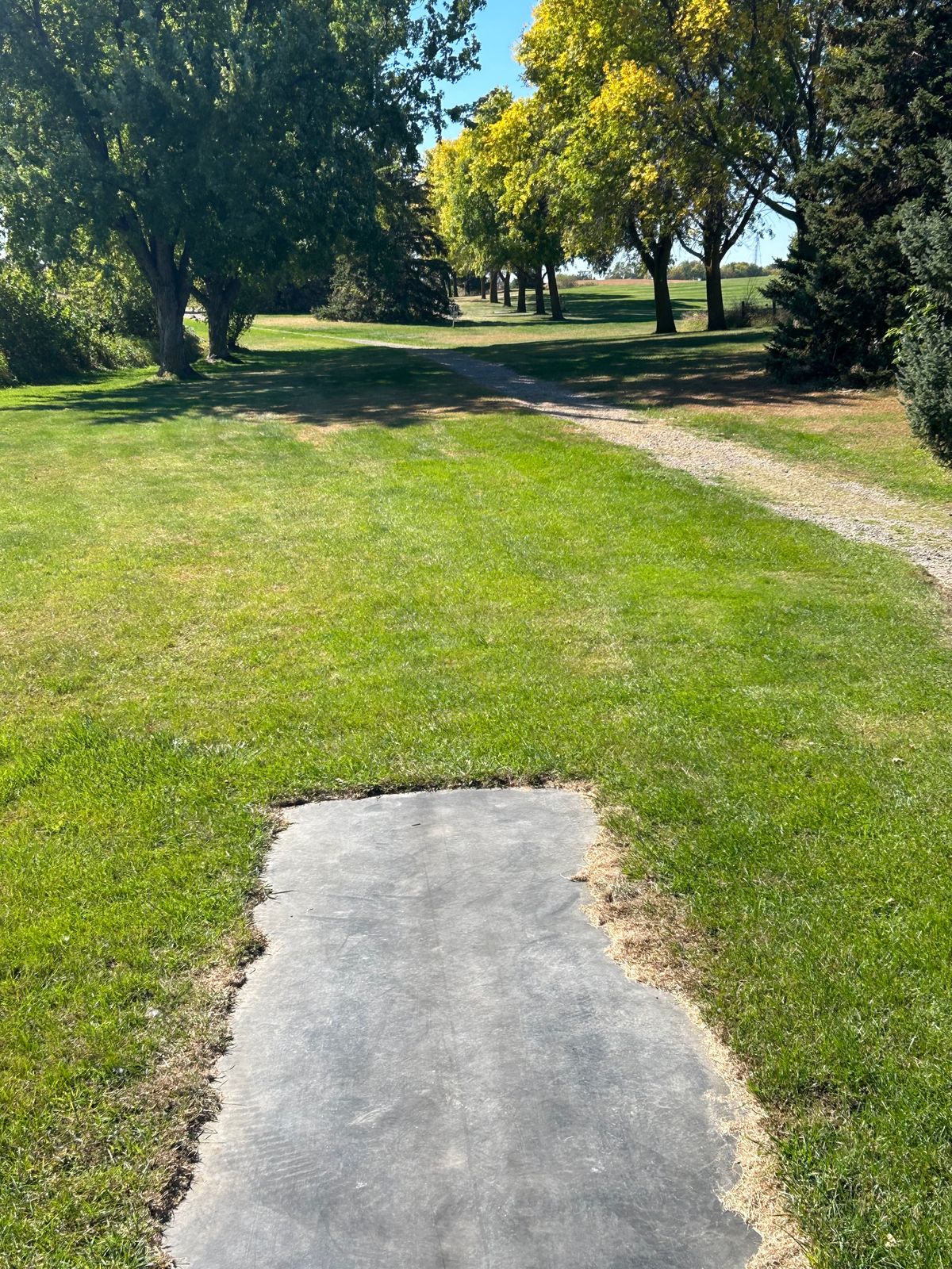 Hole 10 teepad