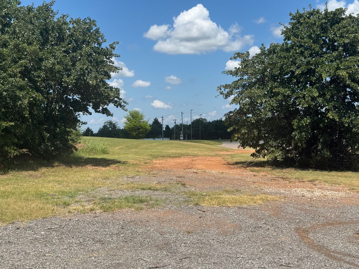 Looking at #6 from fairway.