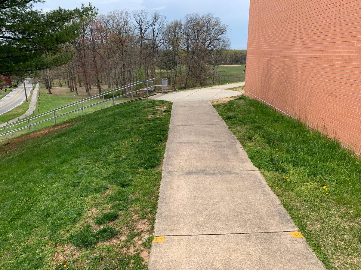 Hole 10 tee