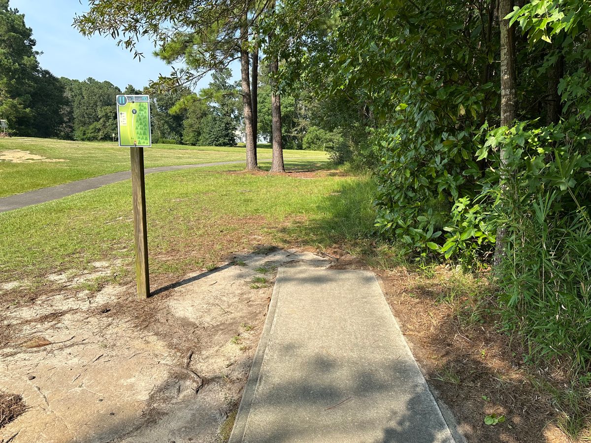 Hole 11 Short Tee
