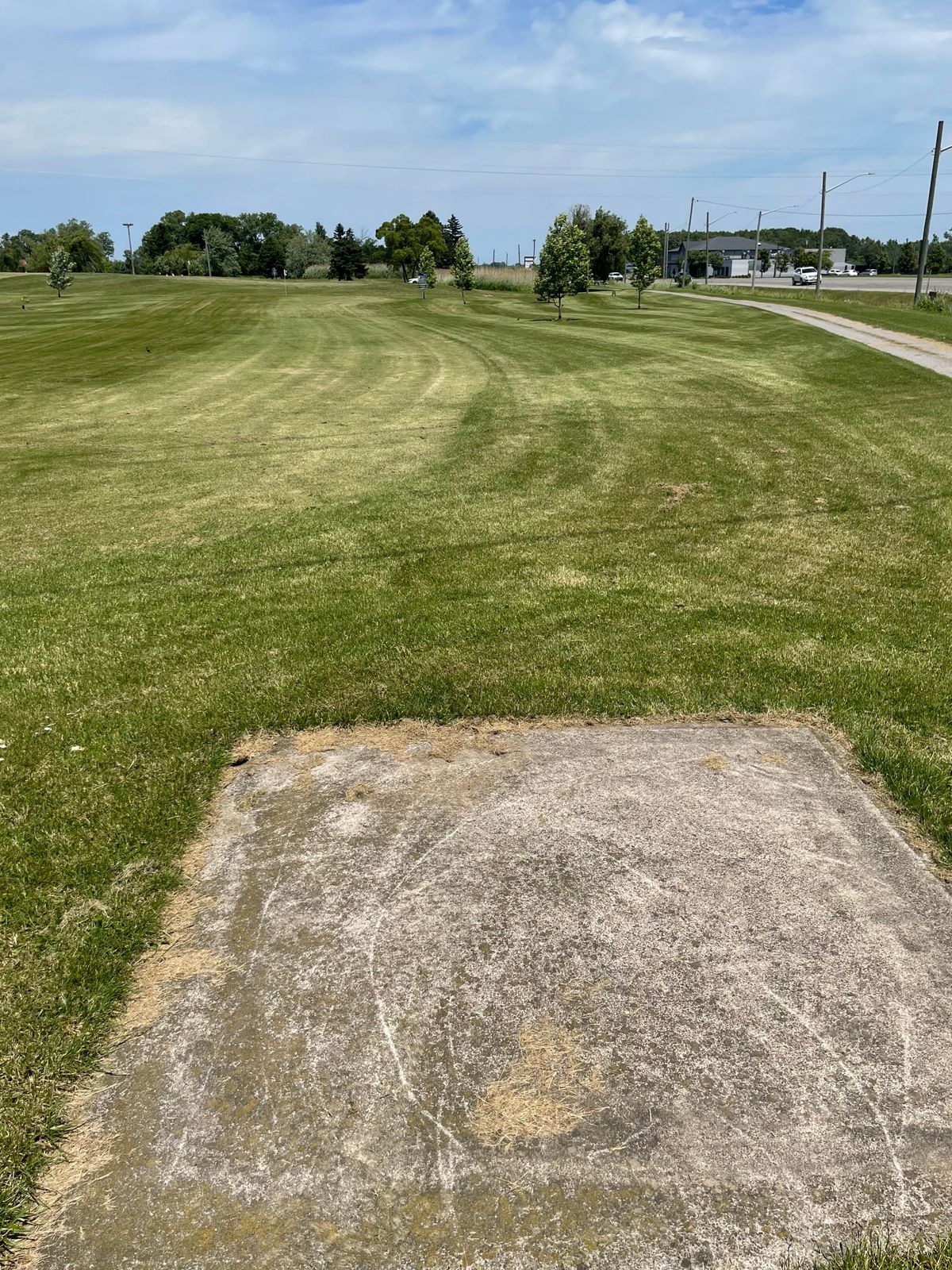 Hole 8 tee off