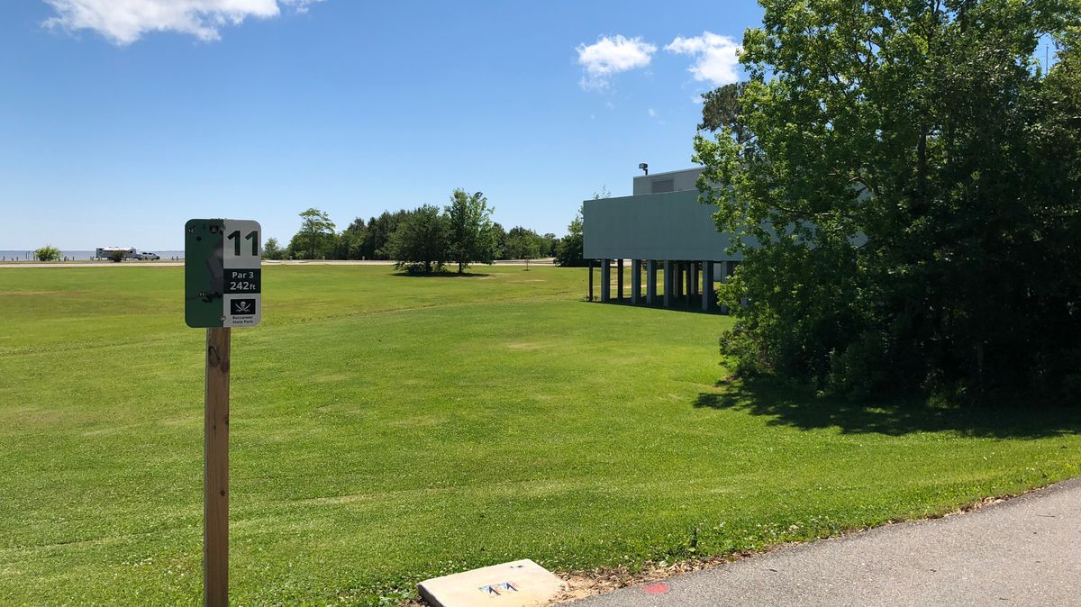 Hole 11