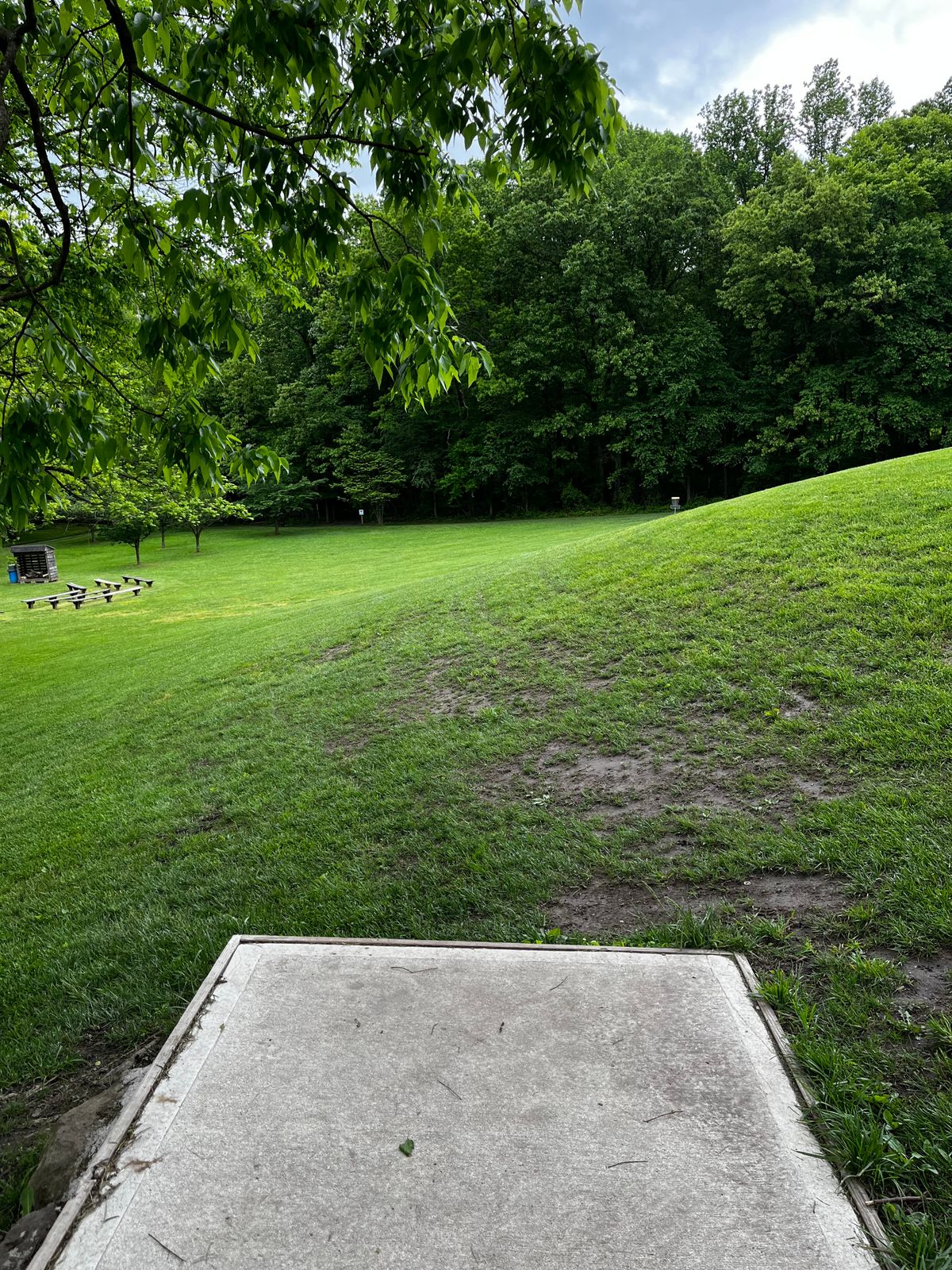 Hole 2 tee