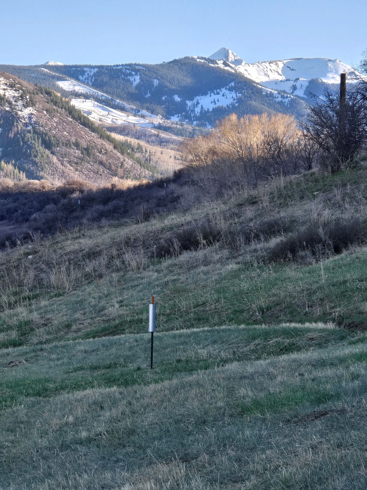 Approach hole 10 pin