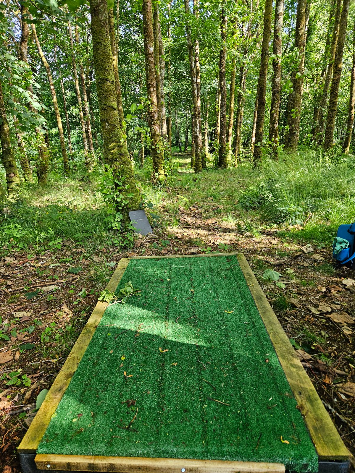 Hole 2 tournament 14, it's a tight one
