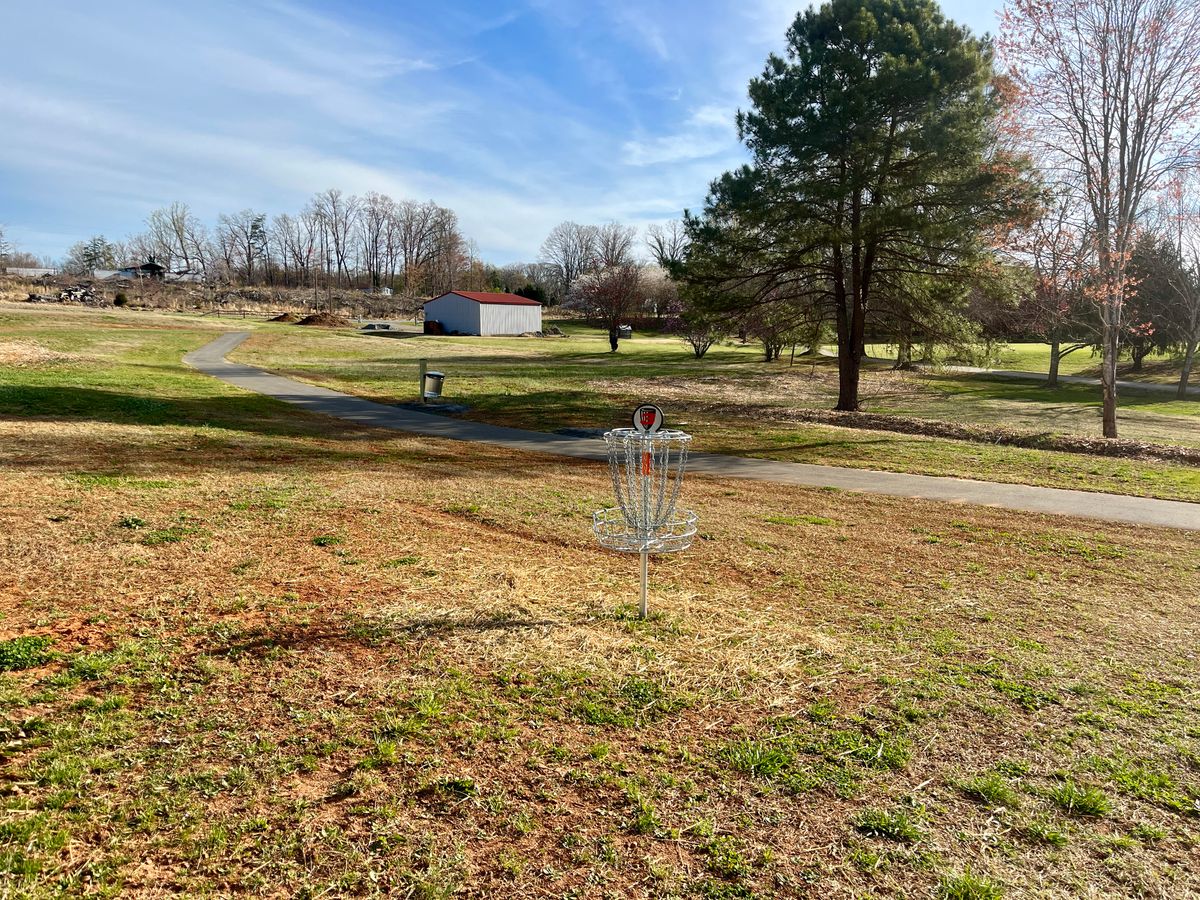 Hole 3 approach