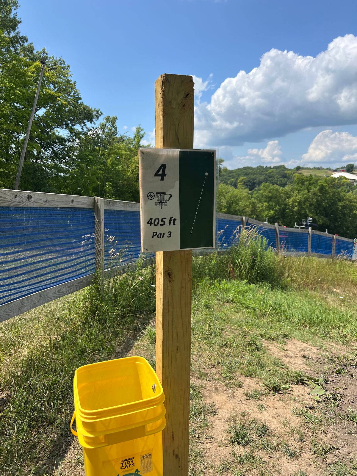 Hole 4 sign