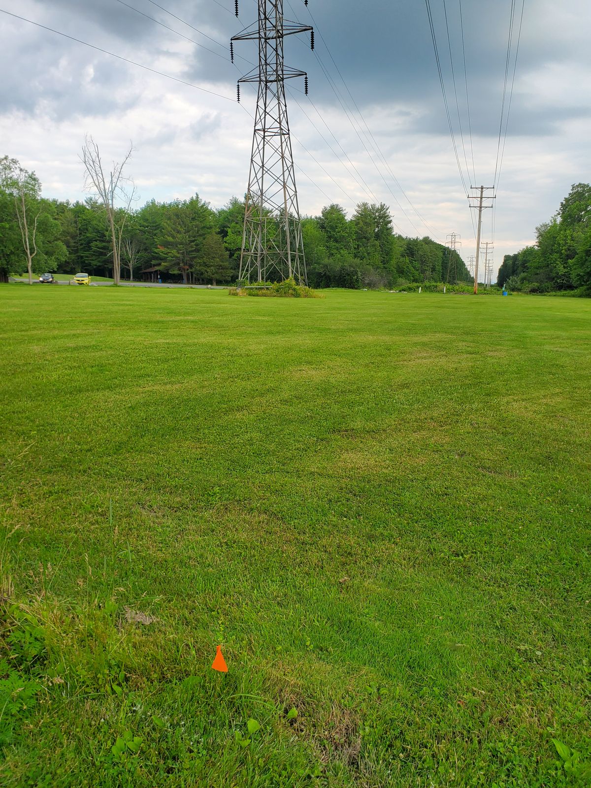 Hole 4 White tee.