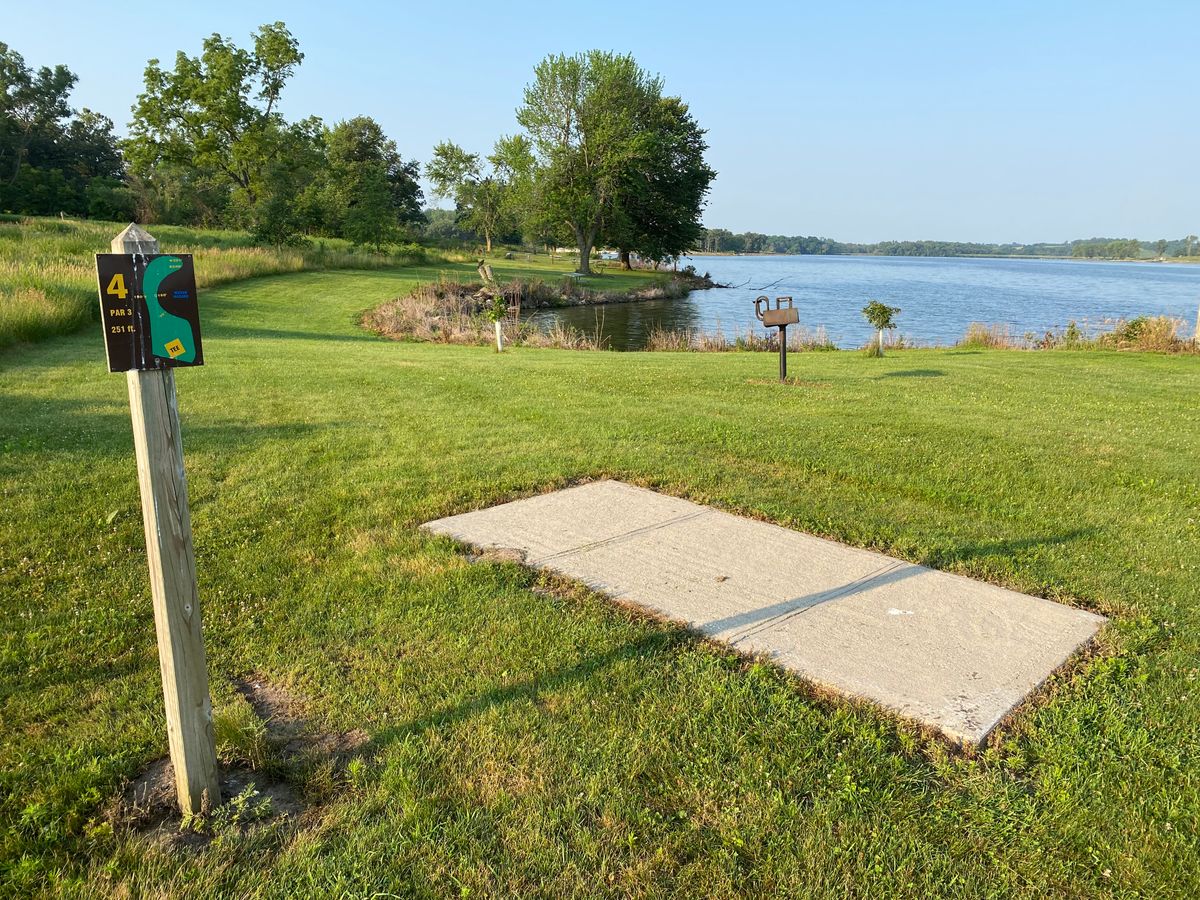 Hole 4