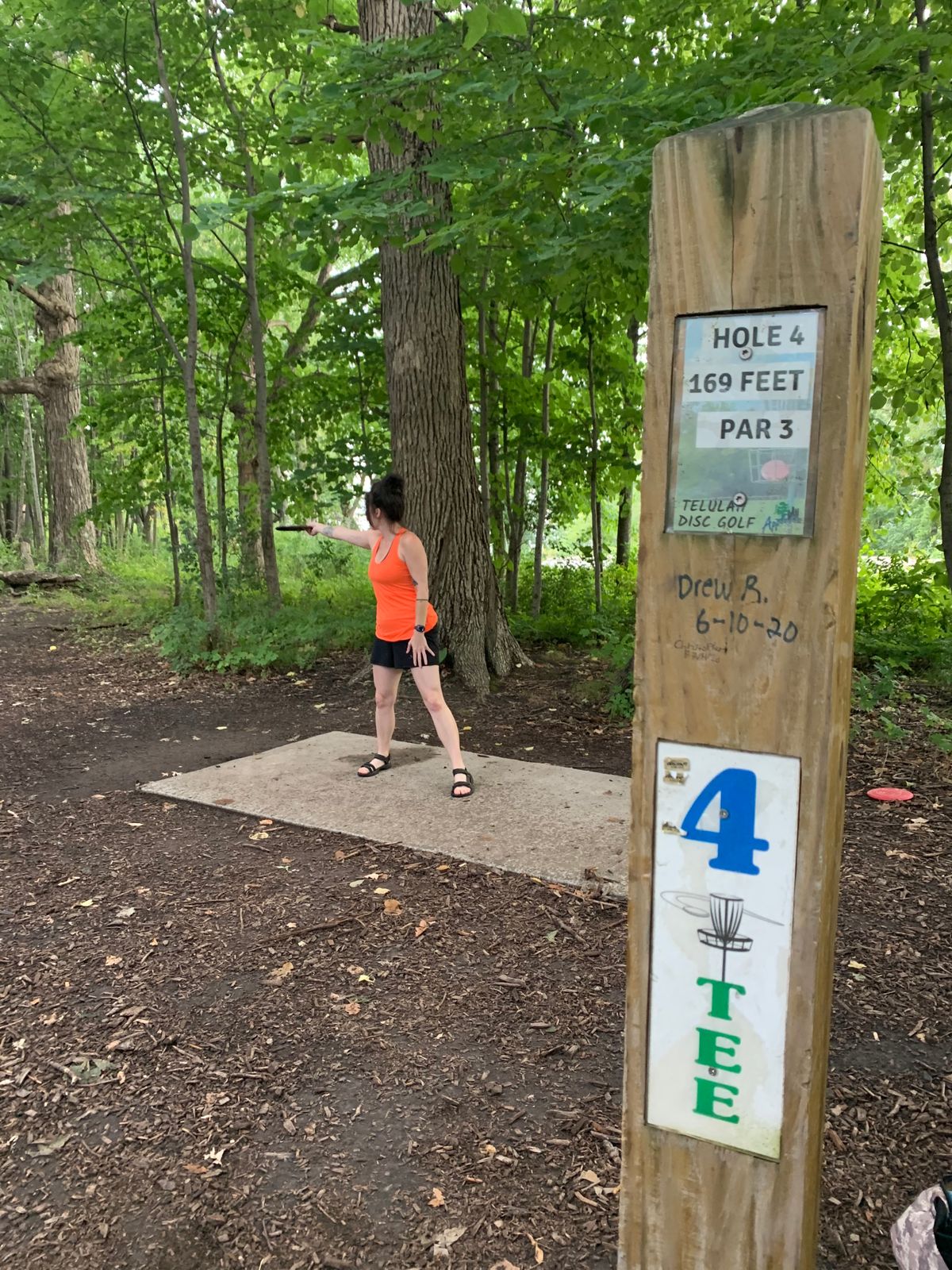 Little dog leg to the right.