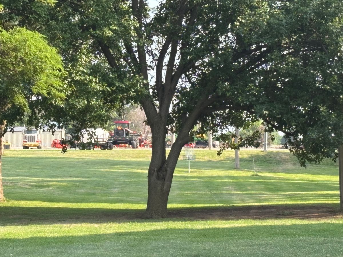 Hole 1 tee shot