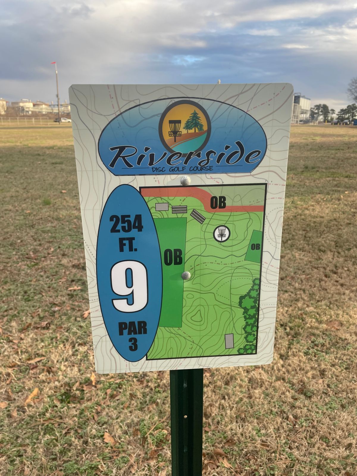 Hole 9 sign