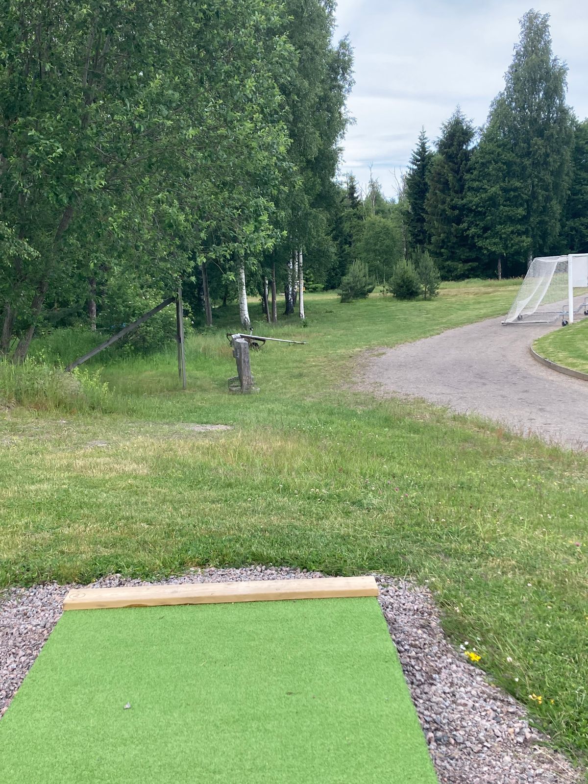 Tee hål 2