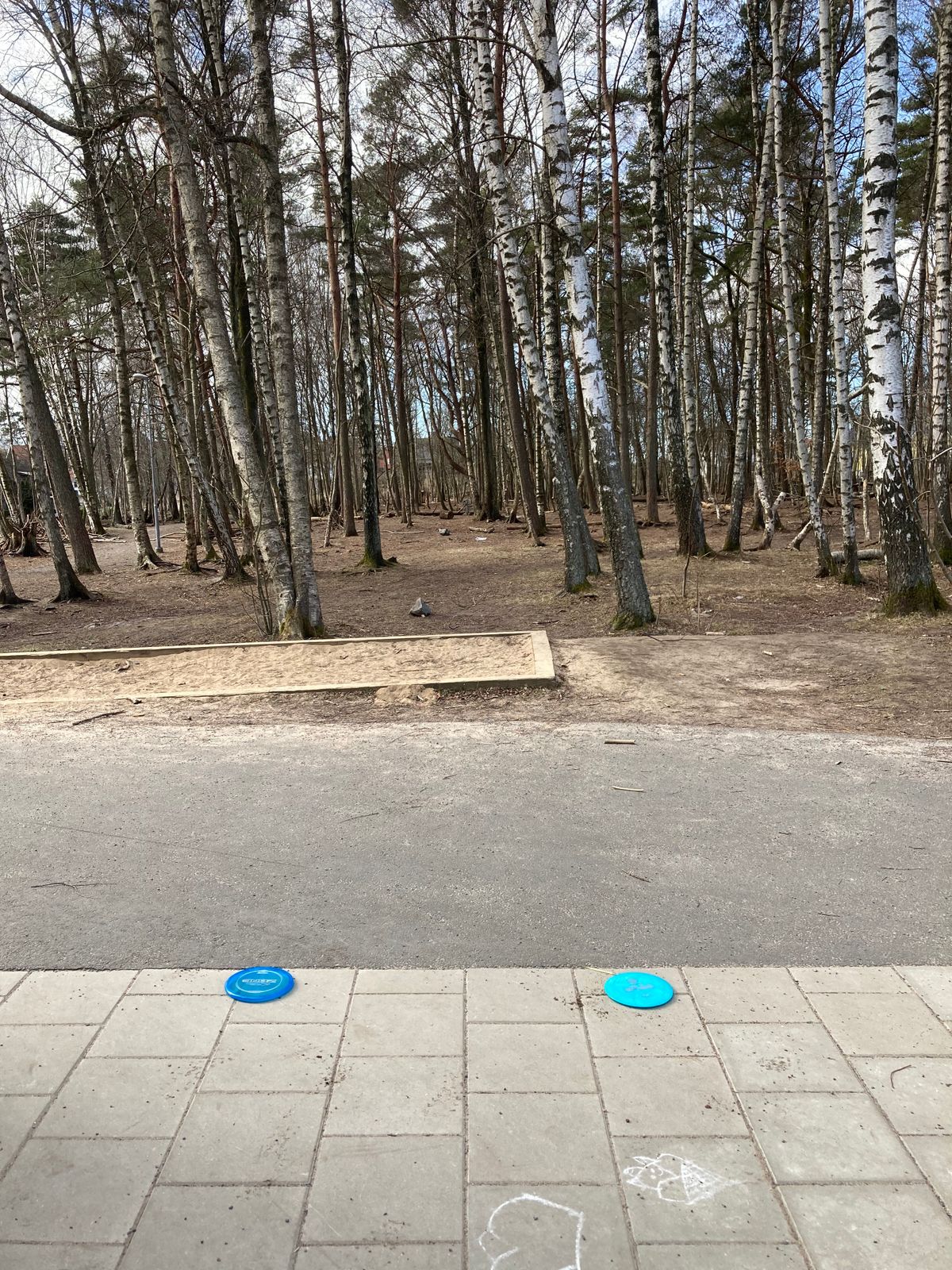 Tee 6