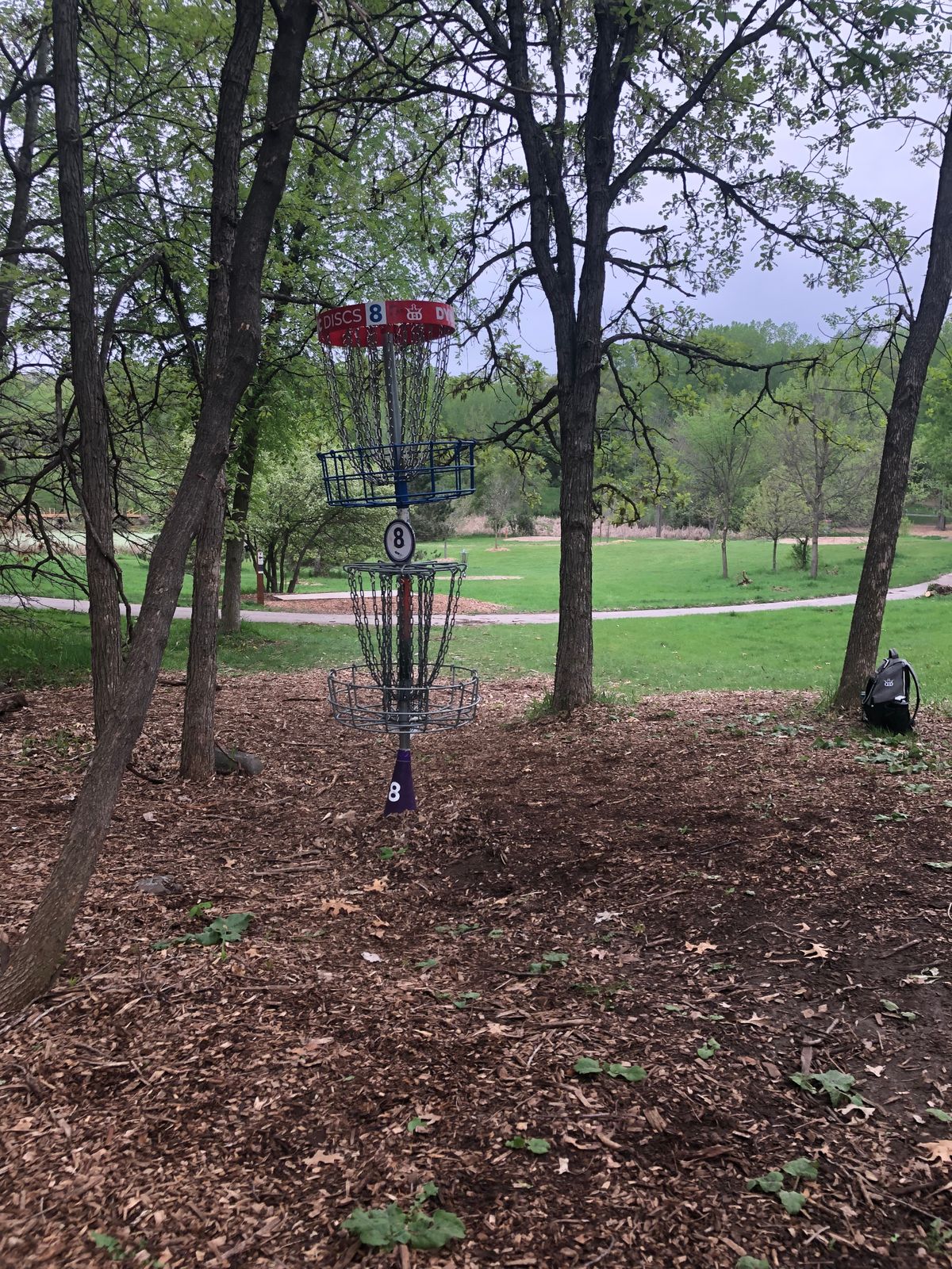 Hole 8 tiered basket.