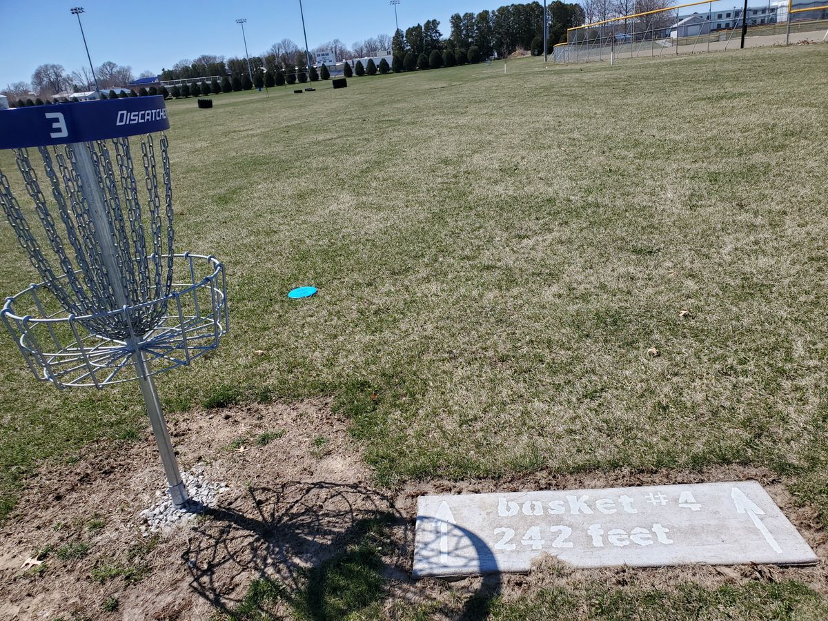 Tee 5