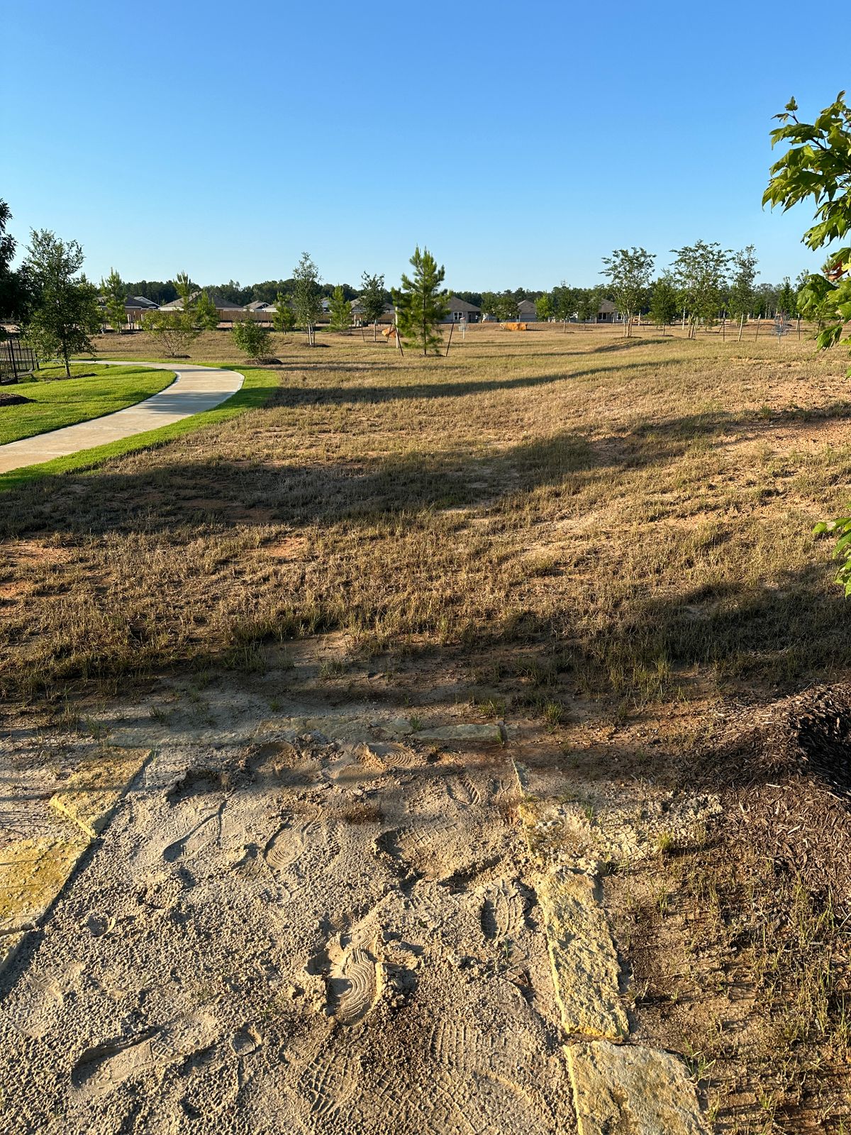 Hole 1 tee pad