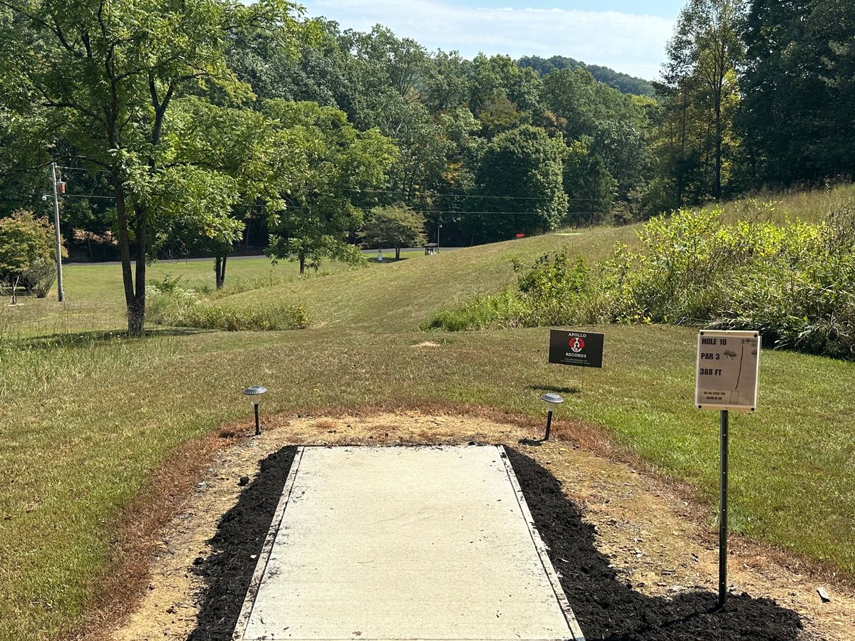 Hole 10 tee
