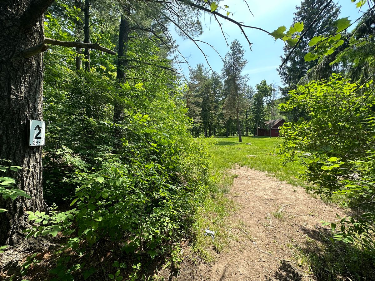 Tee box to Hole 2 - Hard left