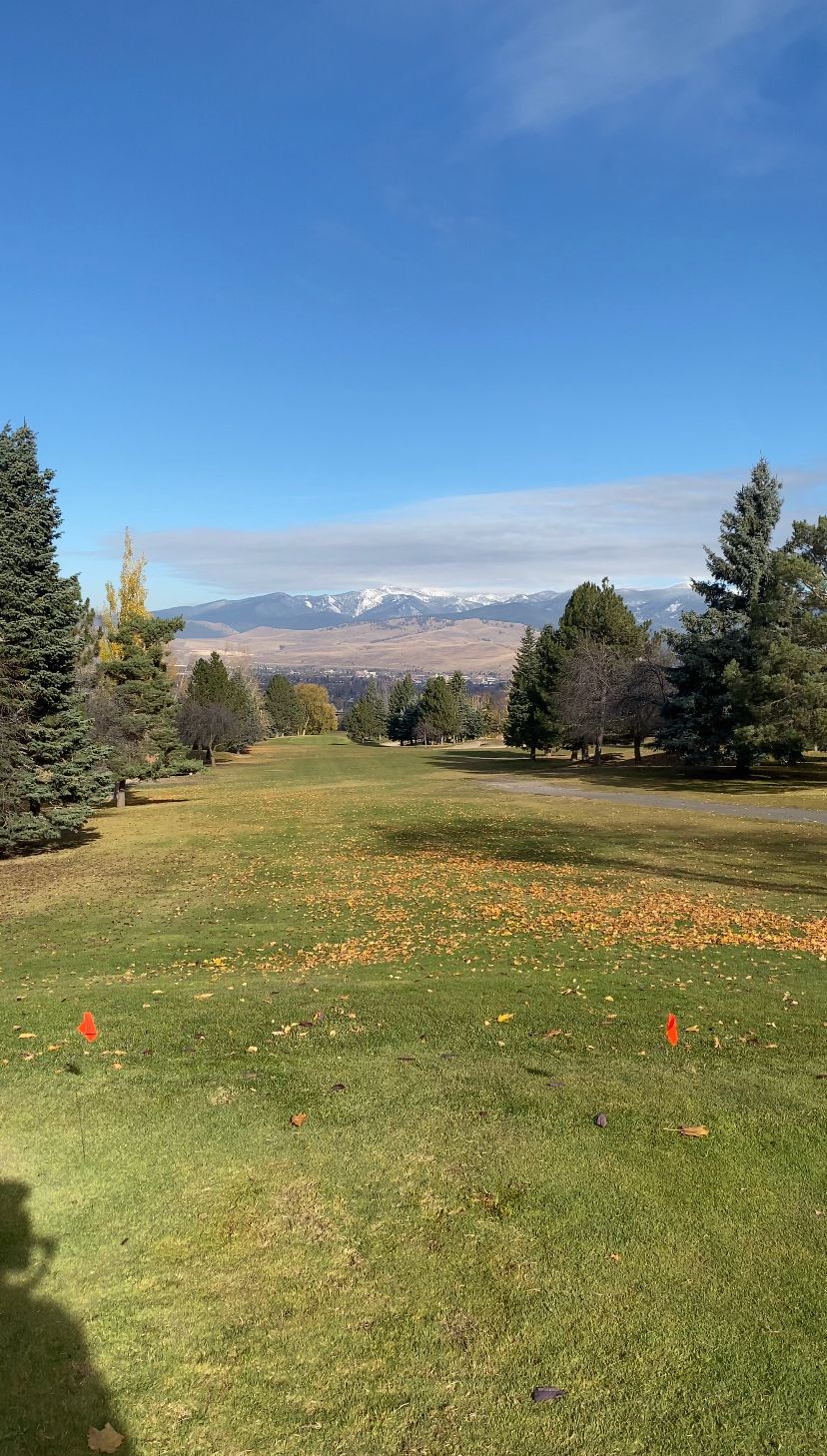 Hole 1 tee