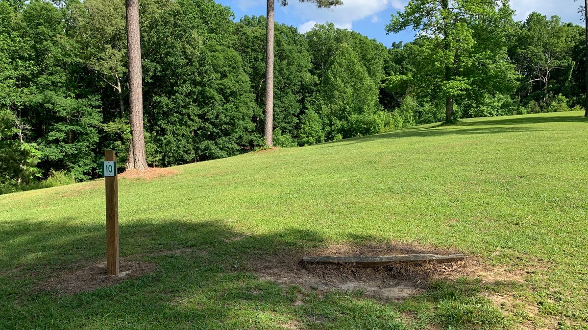 Hole 10