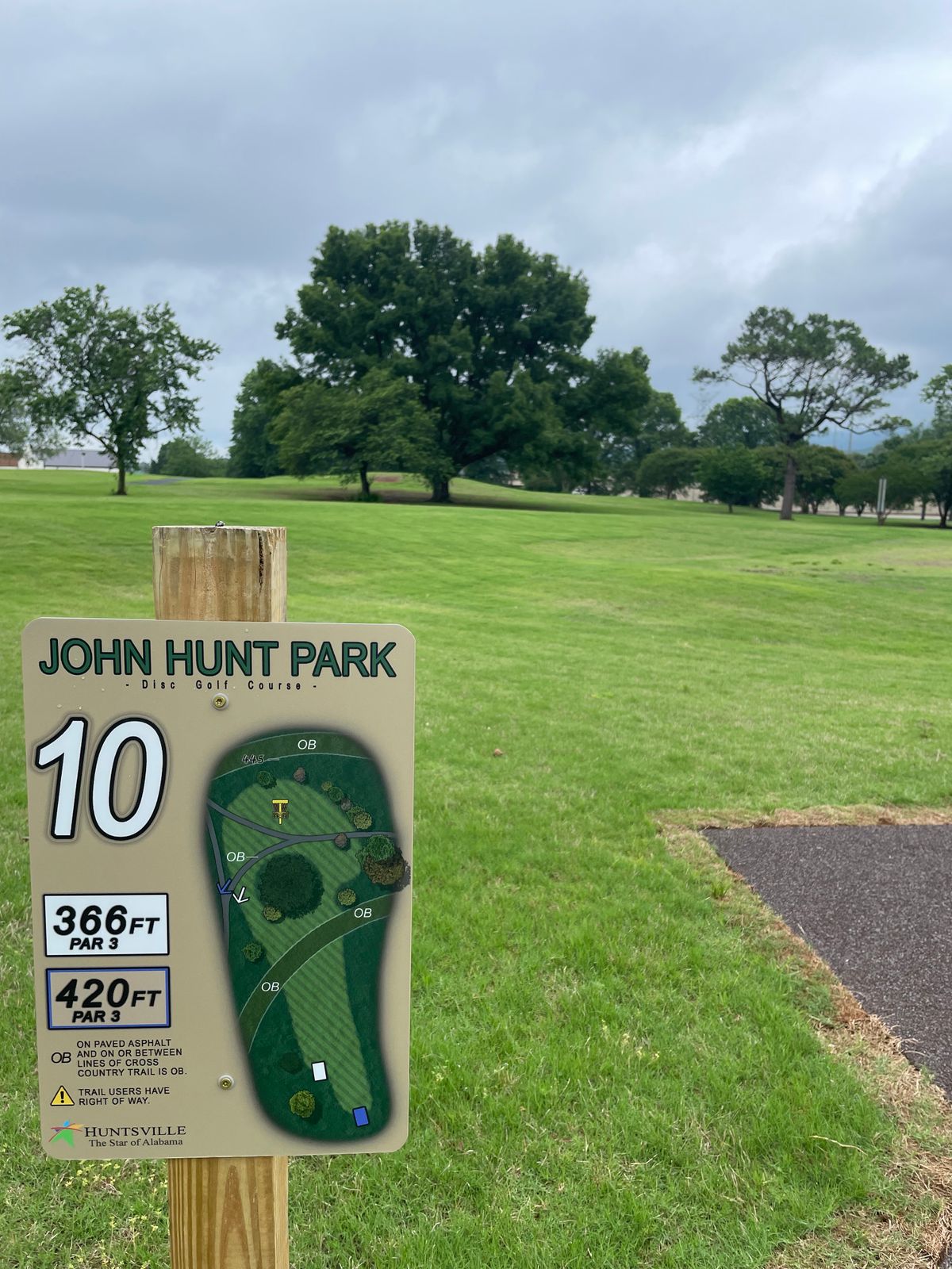 Hole 10 White Tee