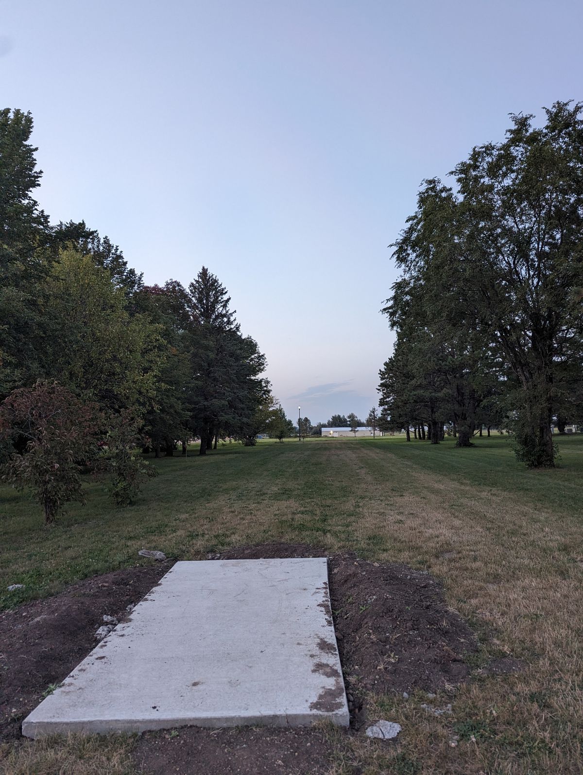 Tee 4 new tee pad and basket after construction 