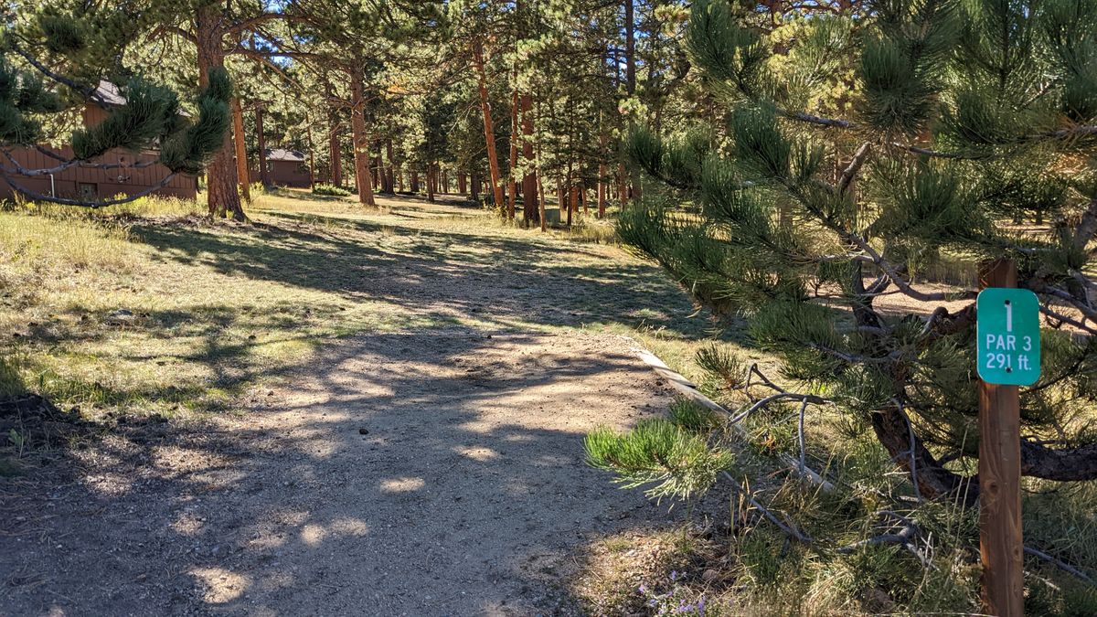 Hole 1 tee