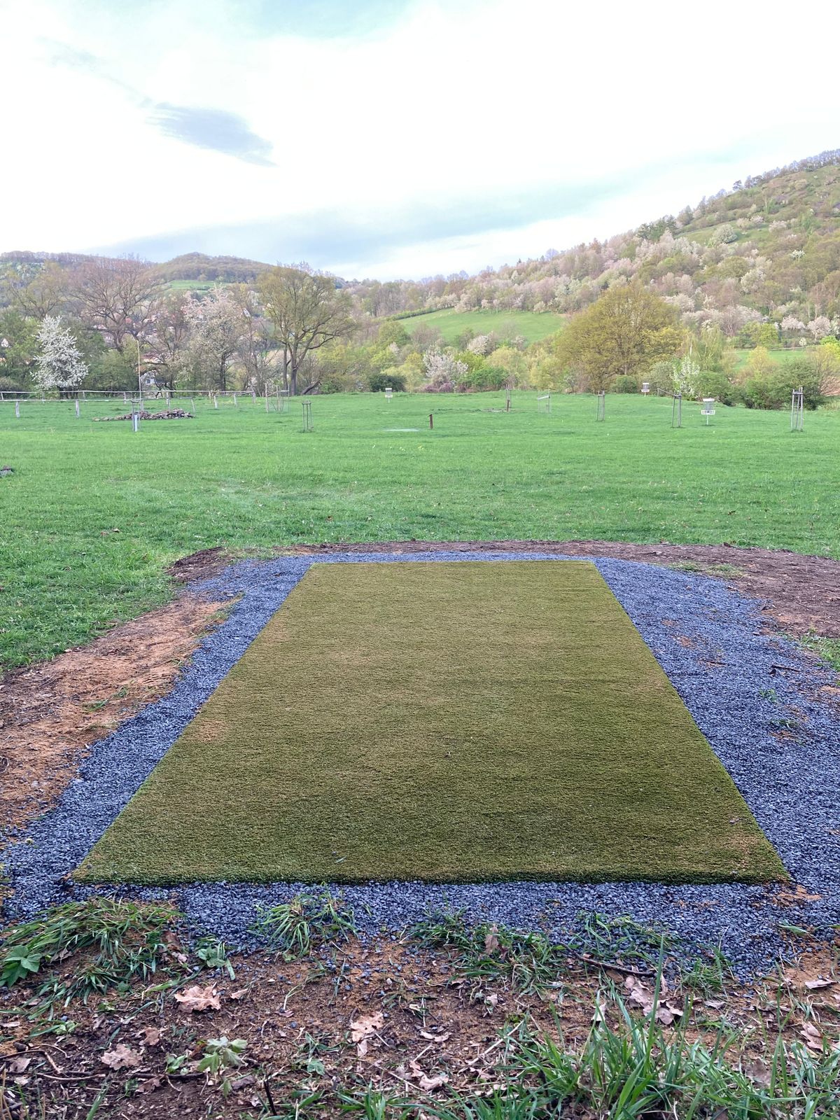 Larger teepad for driving and alternative shots
