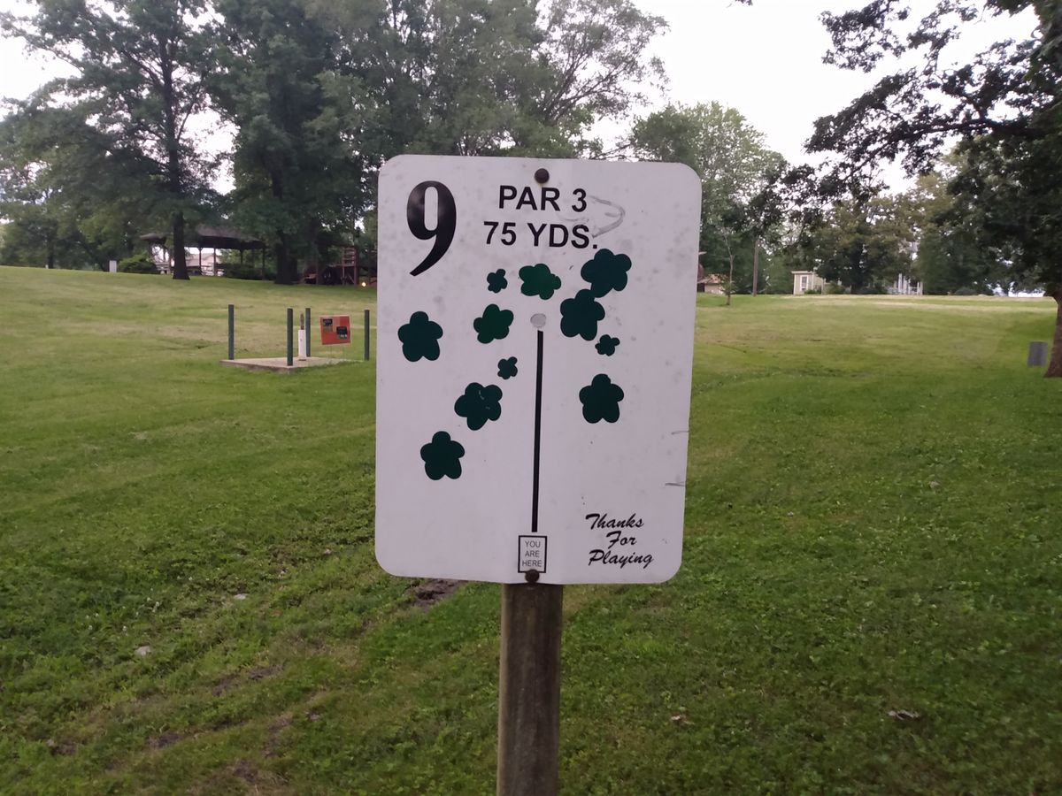 #9 sign