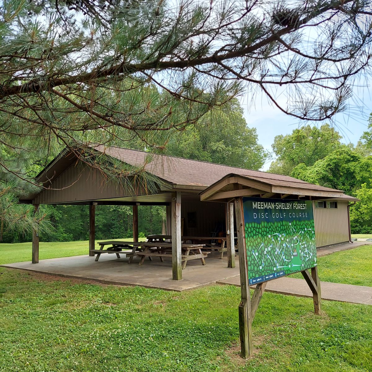 Men's and Women's restrooms, picknick  area, and leagues/tournament central.