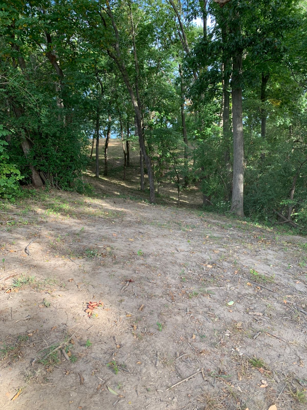 Hole 16 fairway in the gap