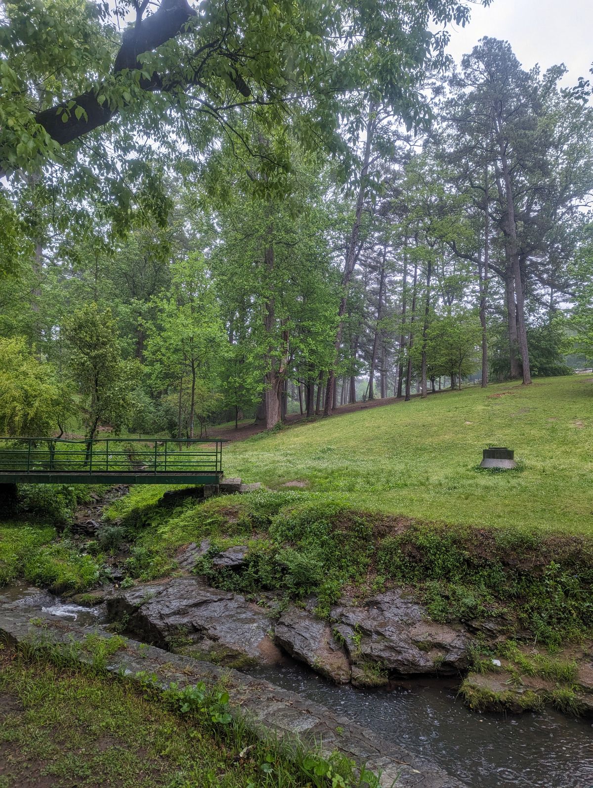 On hole 1 tee, red