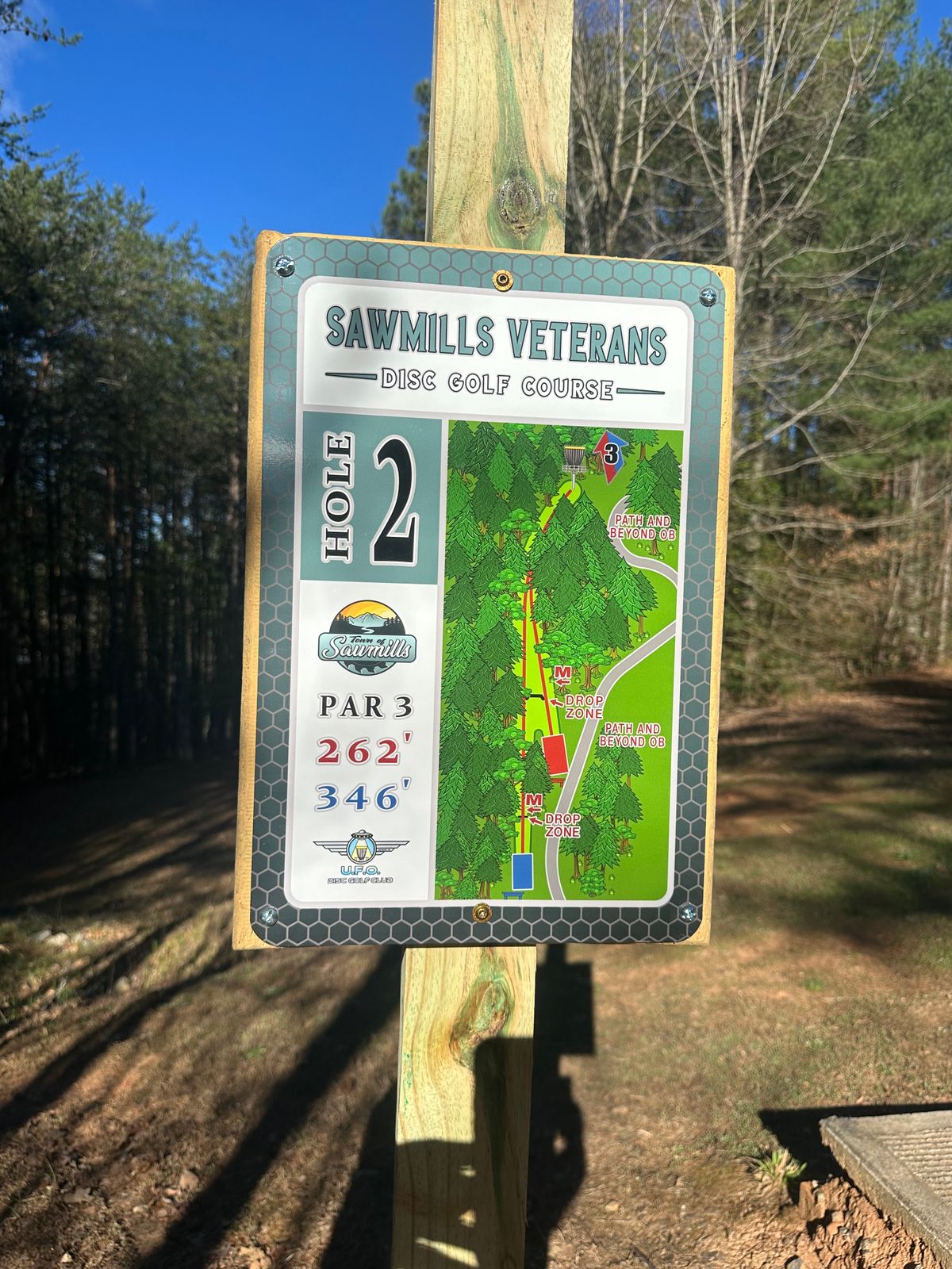 Hole 2 tee sign