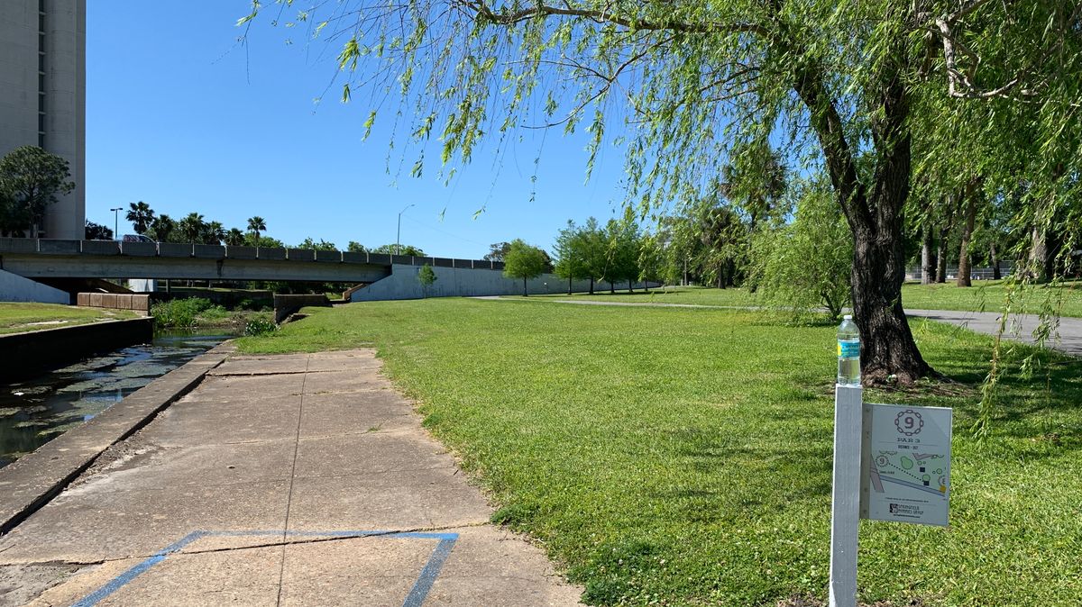 Hole 9