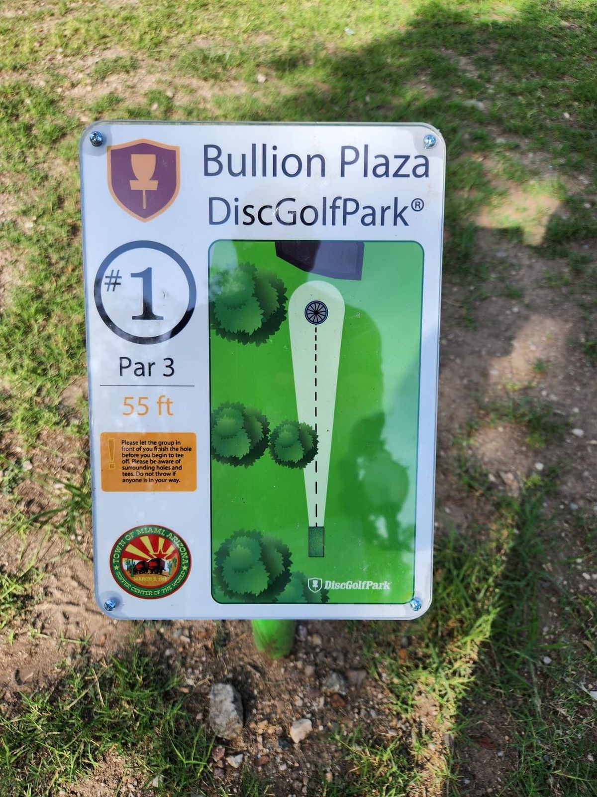 Hole 1 tee sign