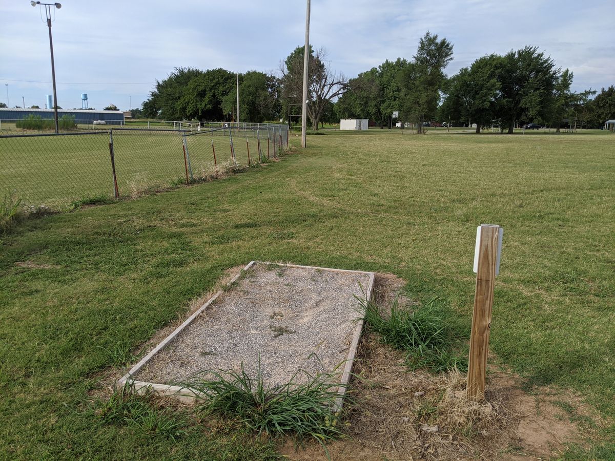 Hole 2 Tee Pad