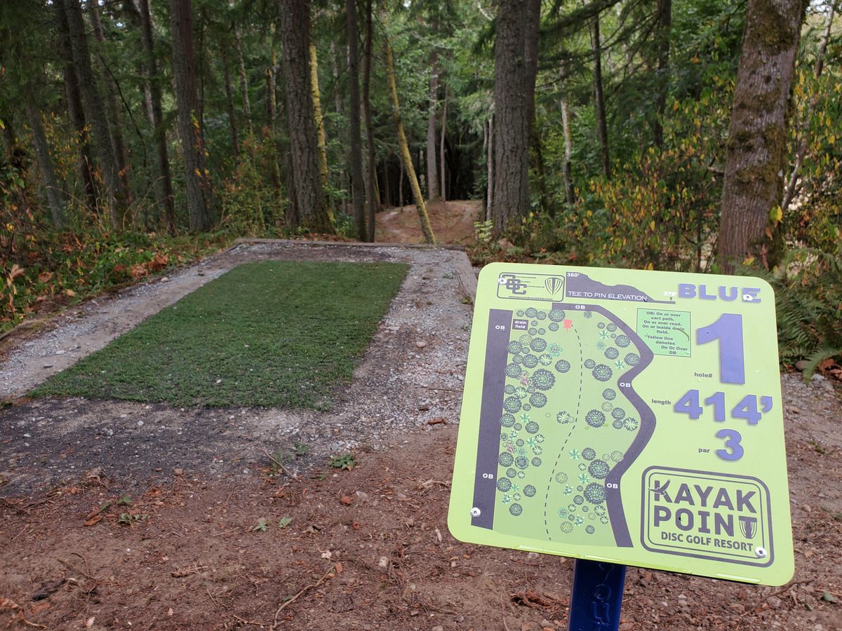 Hole 1 tee