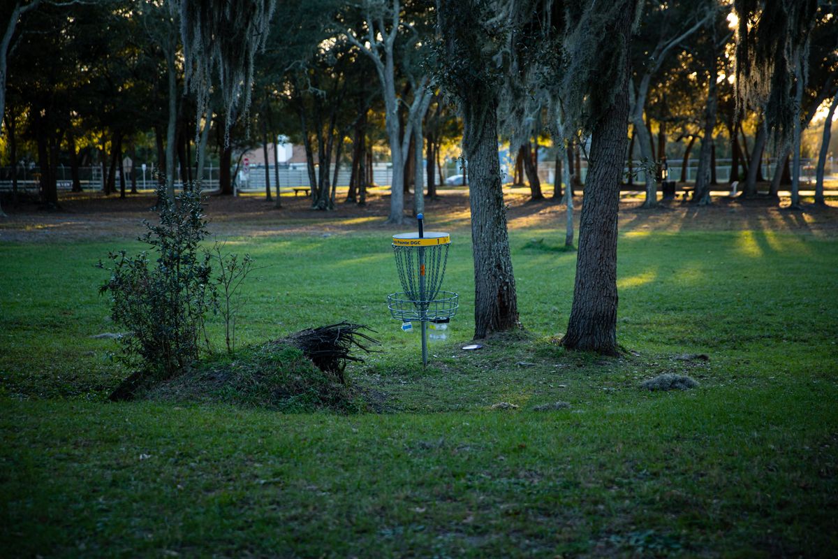 Basket for hole 1