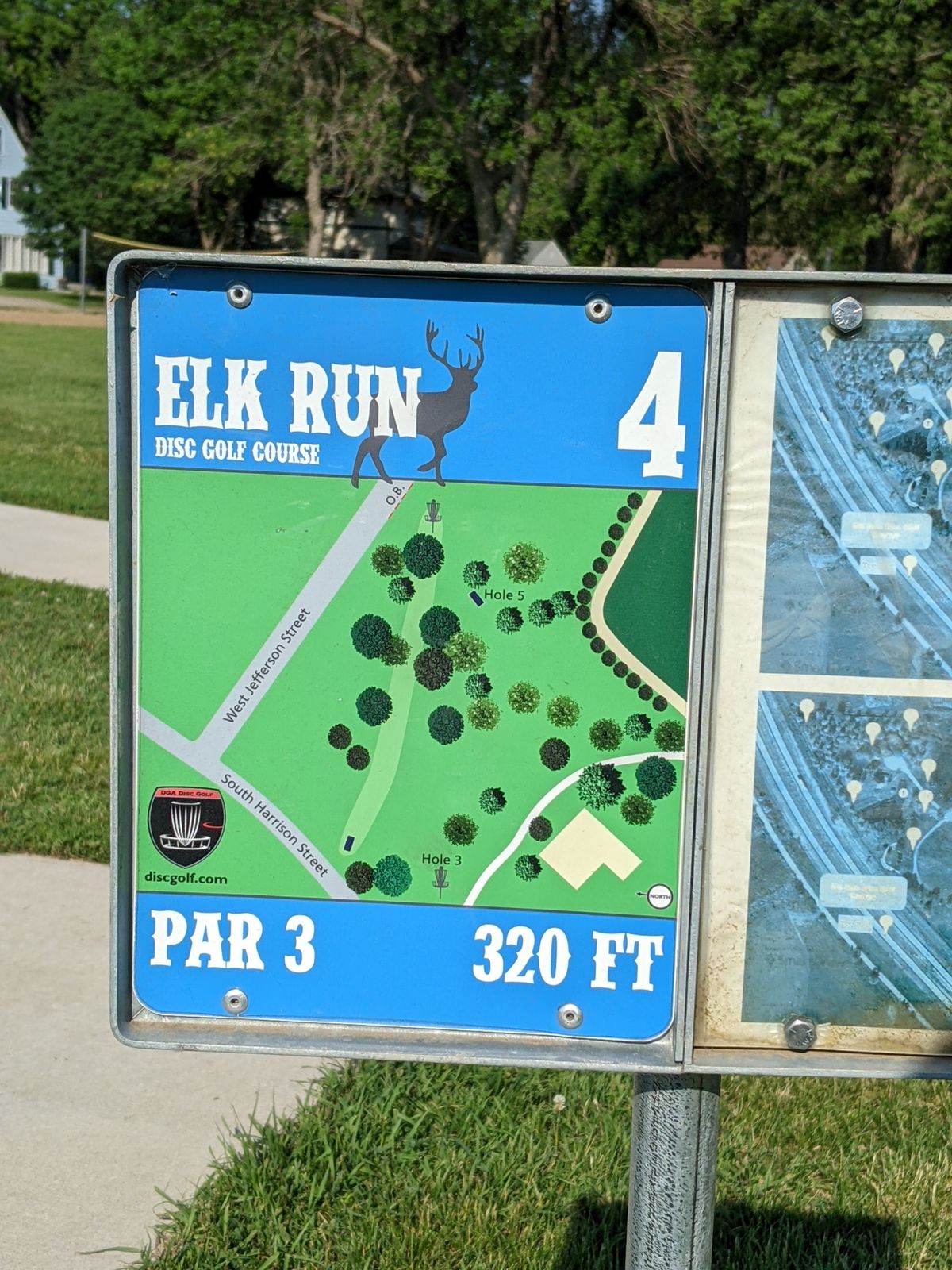 Hole 4 sign