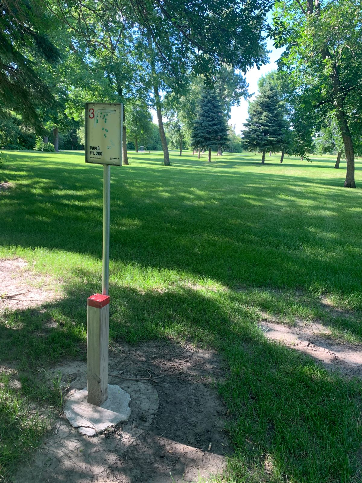 View of hole 3 tee area.