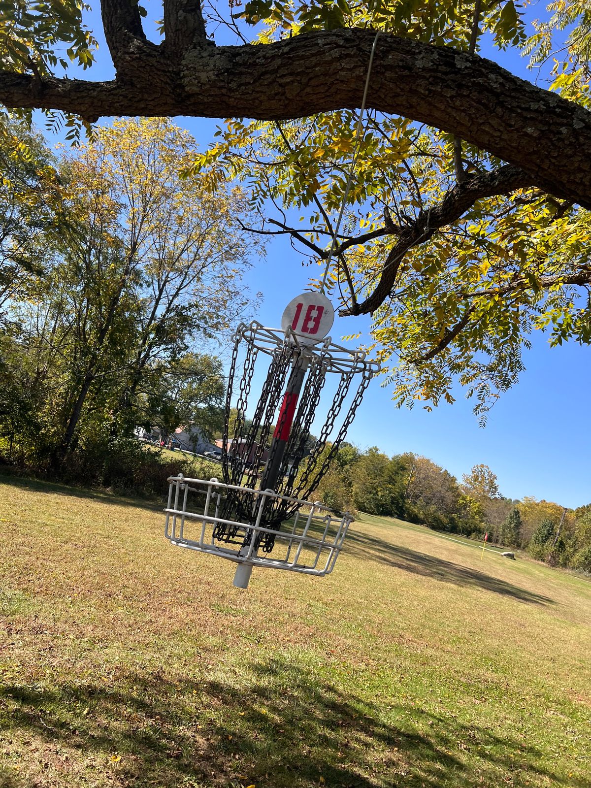 830 ft par 5 to close it out… oh and a hanging basket!